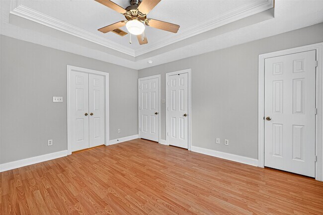 Building Photo - 406 Texas St