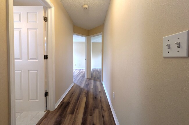 Building Photo - 4029 Quail Briar Dr