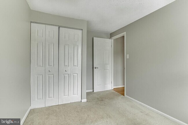 Building Photo - 14623 Stone Crossing Ct