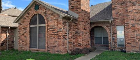 Building Photo - 808 Custer St