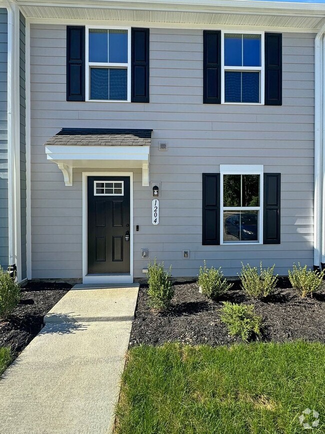 Building Photo - Gorgeous, Brand New 3-Bedroom Home with Mo...