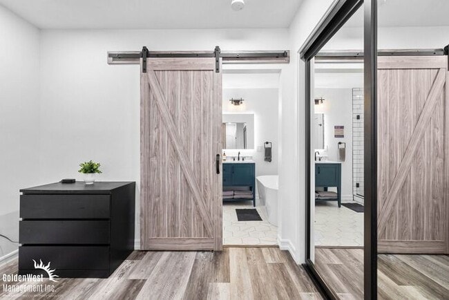 Building Photo - Modern 3Bdm 2Ba Unfurnished Downstairs Unit Located in the Heart of San Diego’s Vibrant Old Town ...