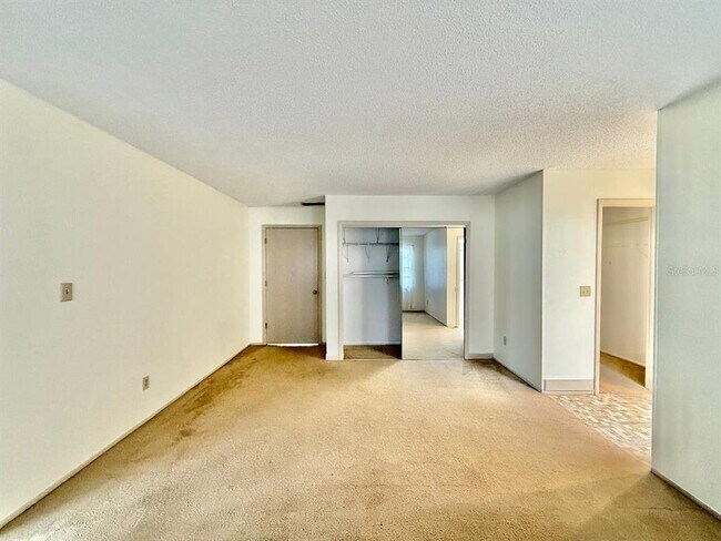 Building Photo - 1839 Tumbleweed Ct