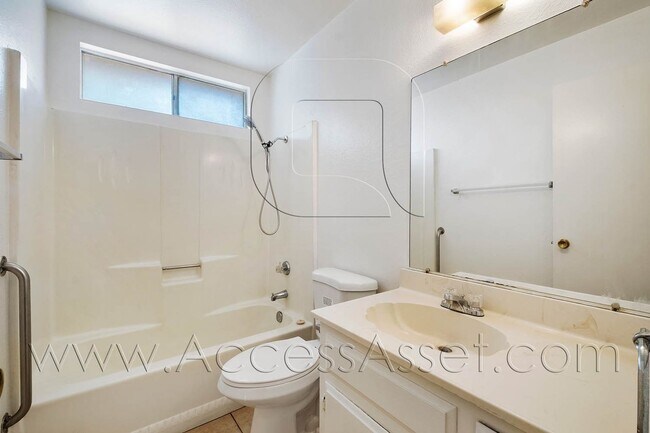 Building Photo - 55+ Community Living – Cozy 2 Bed/1 bath H...