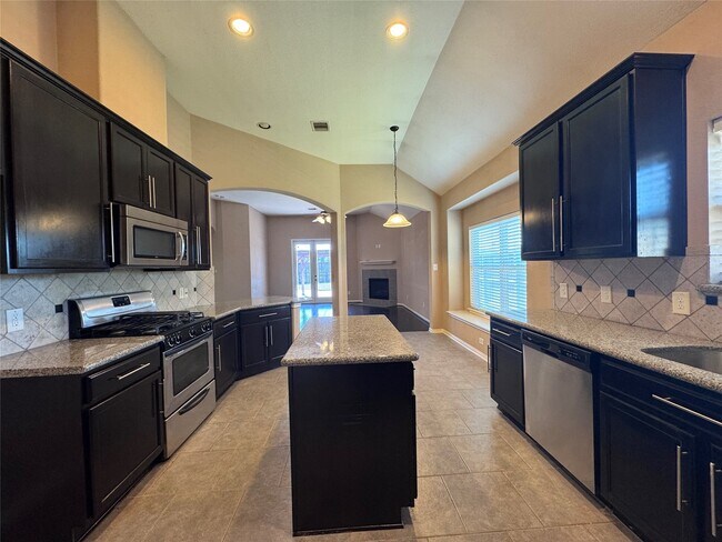 Building Photo - 24039 Augusta Falls Ln