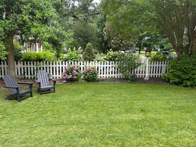 Building Photo - 5400 Dorchester Rd