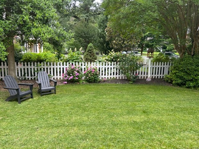 Building Photo - 5400 Dorchester Rd