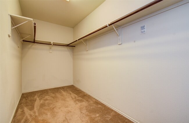 Building Photo - 8219 Tartan Ct
