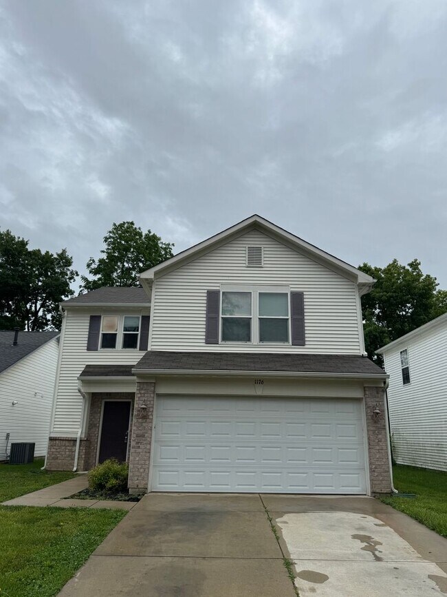 Primary Photo - 1176 N Aberdeen Dr