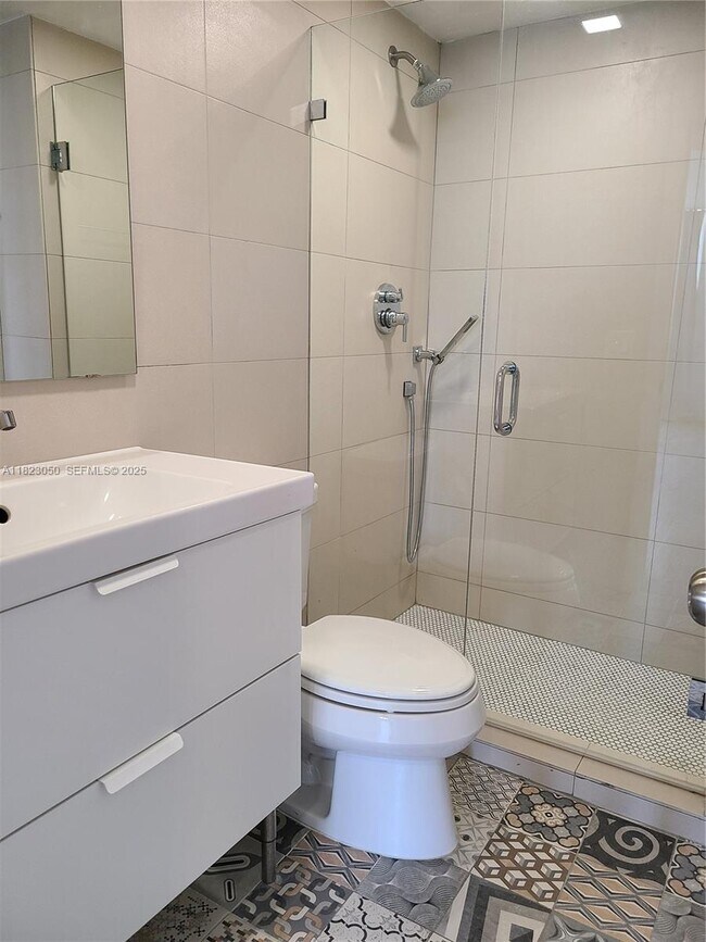 Building Photo - 2851 NE 183rd St