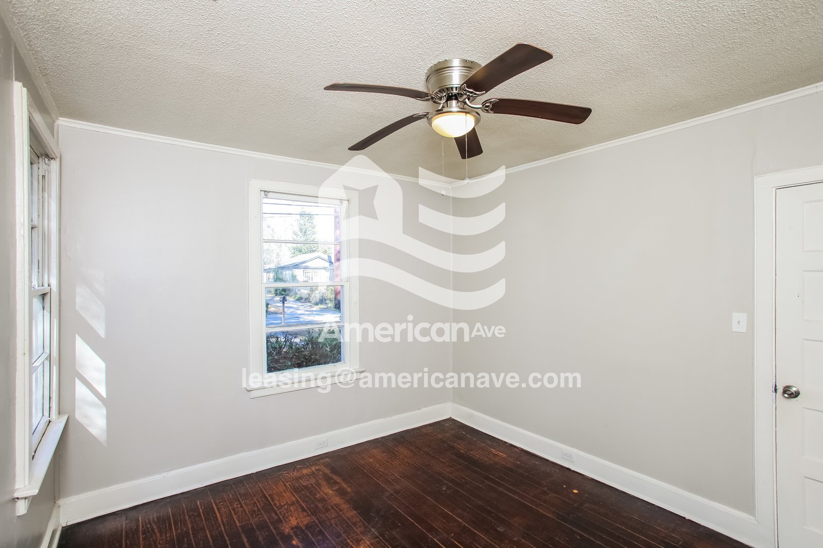 Building Photo - 1736 Columbia College Dr