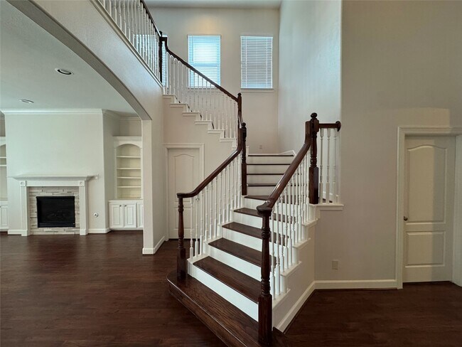 Building Photo - 107 Island Blvd