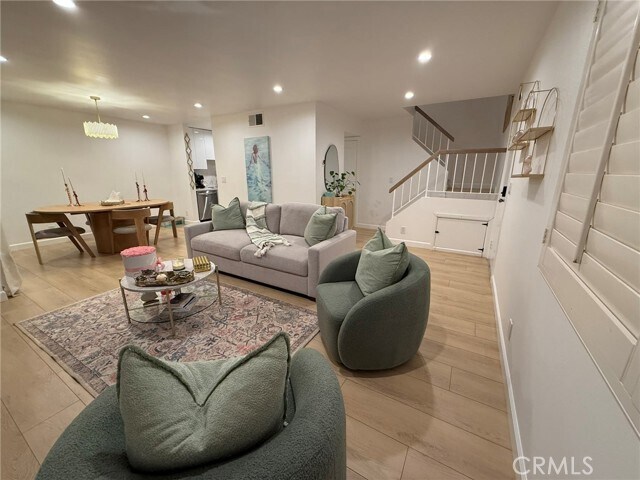 Building Photo - 22139 Burbank Blvd