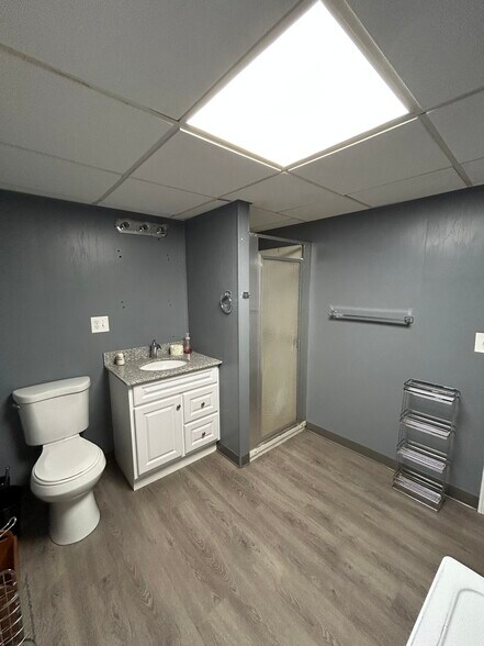 Building Photo - 67 Sherwood Dr