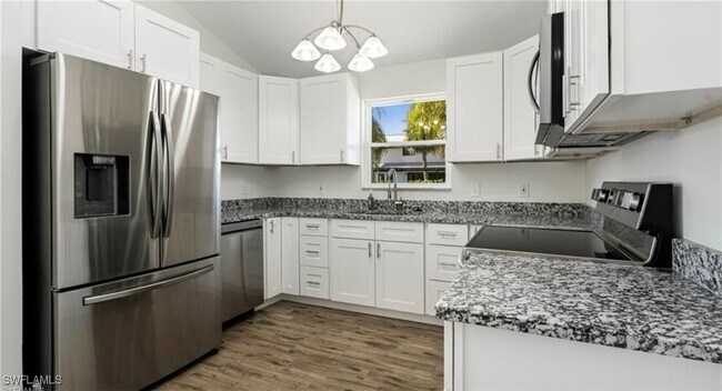 Building Photo - 17020 Golfside Cir