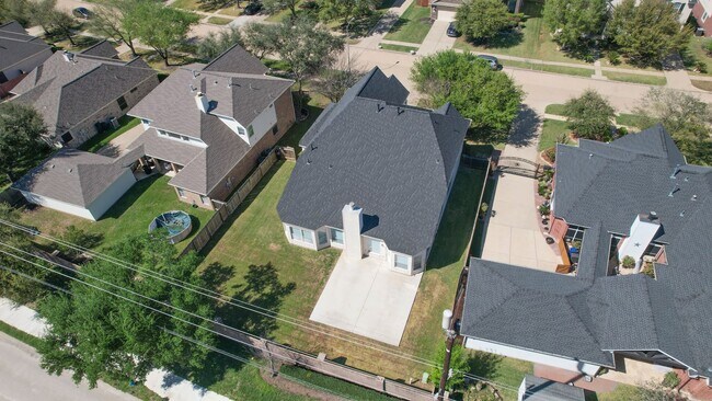 Building Photo - 17935 Gable Oak Ln