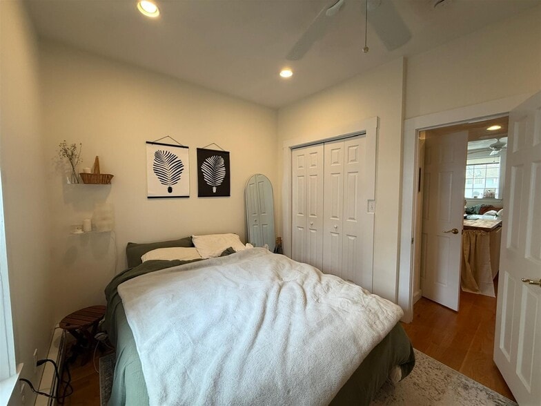 Building Photo - 300 Highland Ave