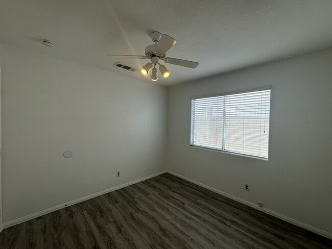 Building Photo - 7397 Winterpine Ave