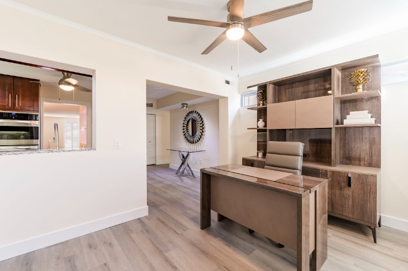 Building Photo - 1050 Rafael Blvd NE