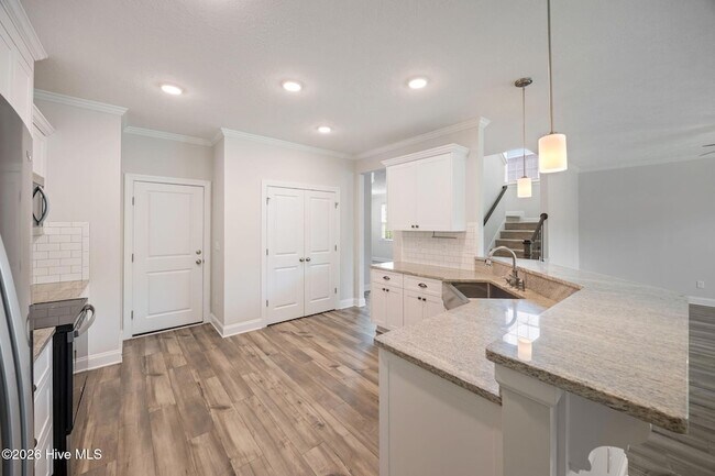 Building Photo - 424 Arrowwood Dr