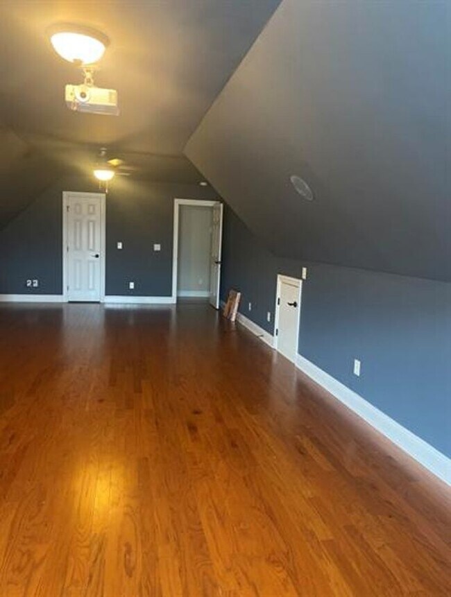 Building Photo - Coming Soon - Immaculate 4-BR Rental in Desirable Whitworth Farms! **FENCED YARD**