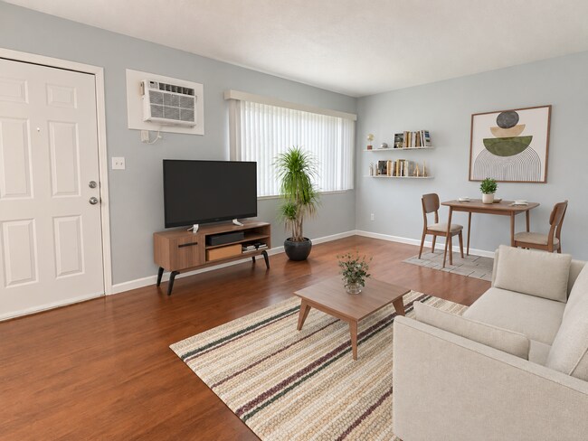 Floorplan - Lone Pine Apartments