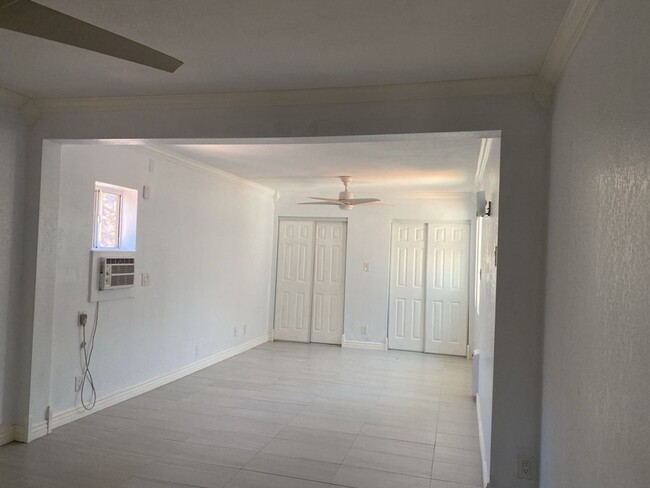 Building Photo - SUPER CUTE 2bed/2bath in Apache Junction!