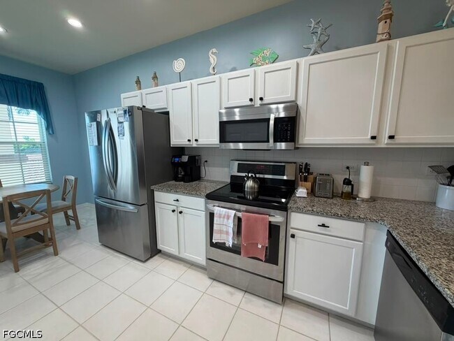 Building Photo - 17100 Bridgestone Ct