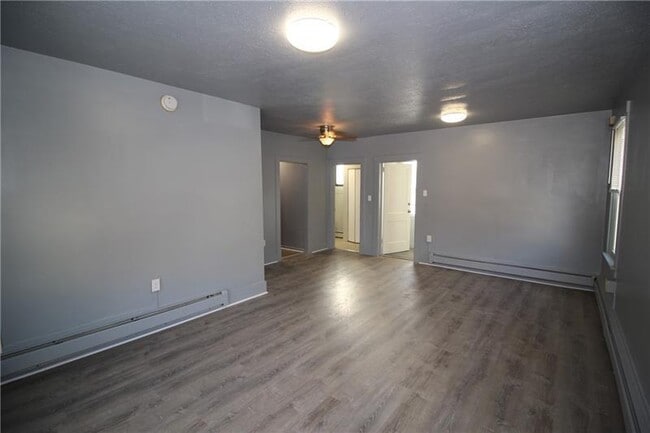 Building Photo - 1107 Mt Royal Blvd