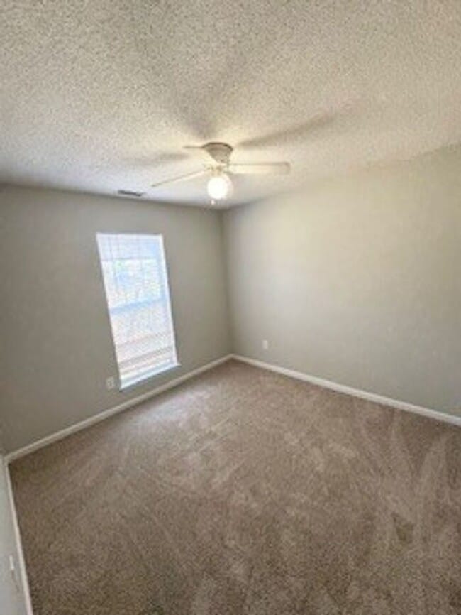 Building Photo - Porter Ridge-Ranch w/ Garage on Cul-de-Sac Street