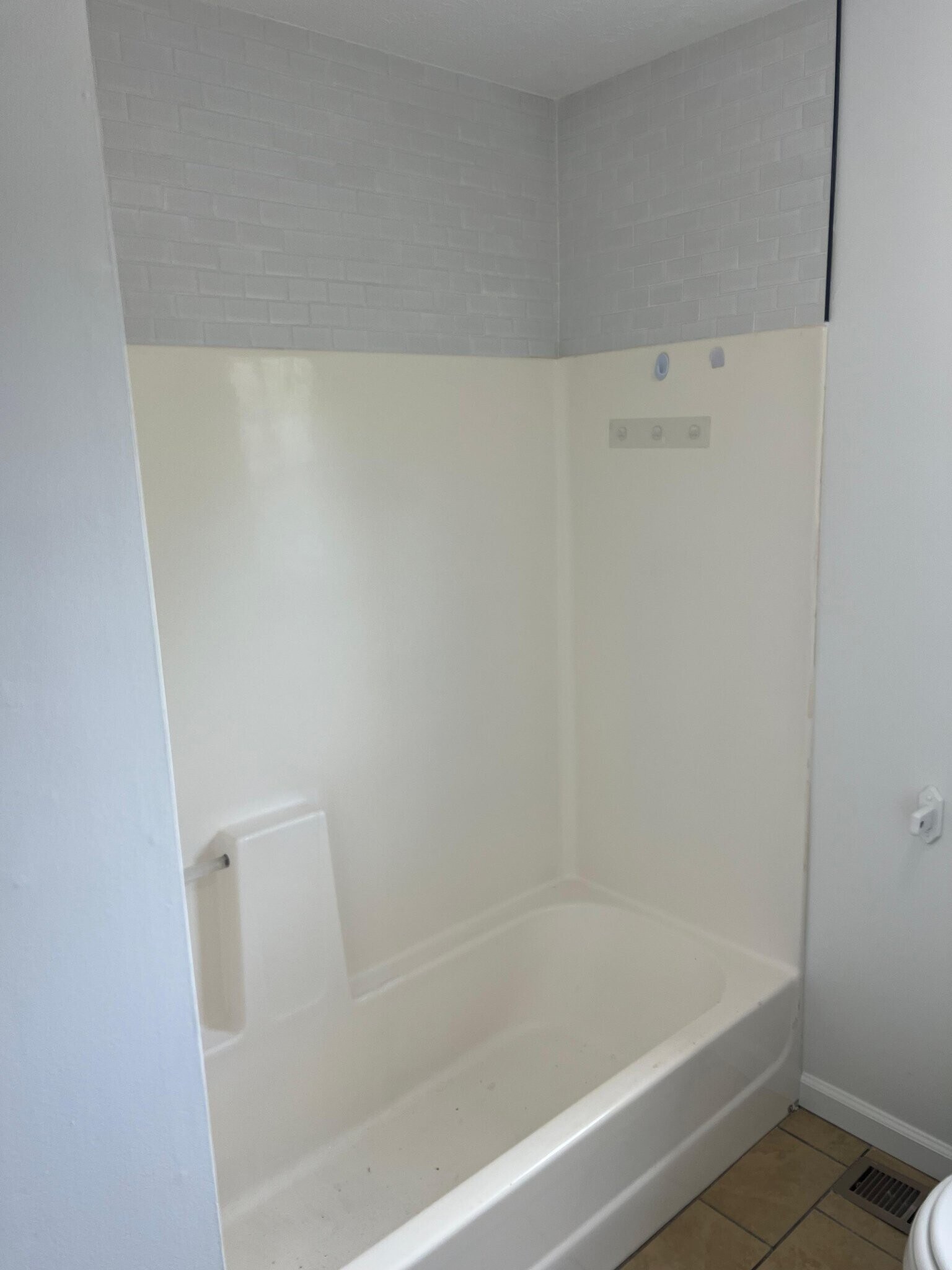 Building Photo - 111 Paint Rock Ferry Rd