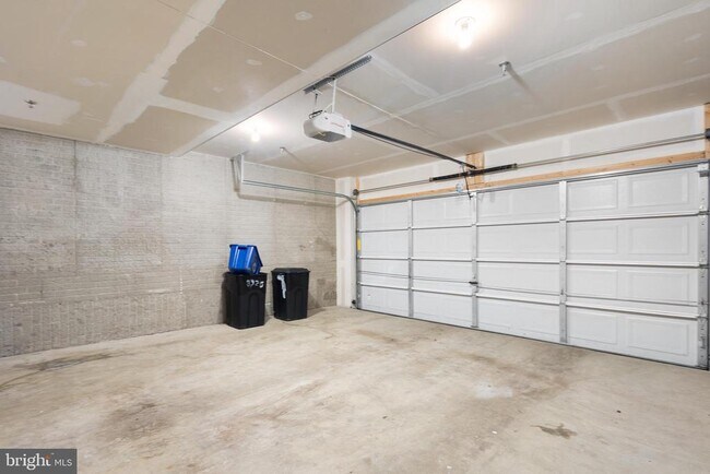 Building Photo - 8320 Stickley Ct