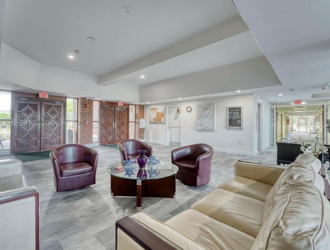 Building Photo - 3051 NW 46th Ave