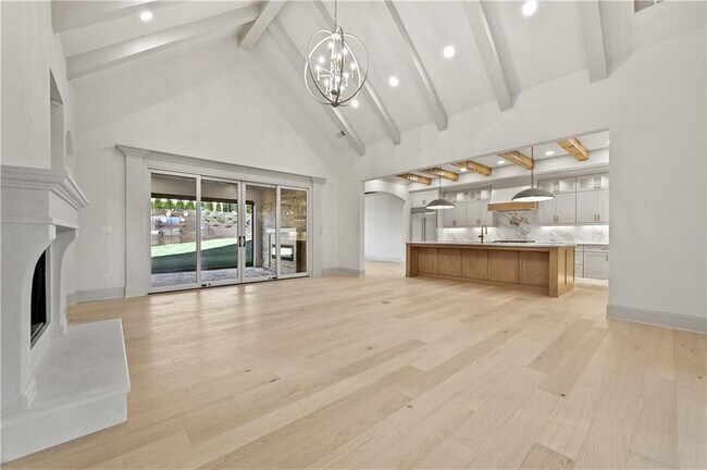 Building Photo - 2447 Rock Maple Dr NE