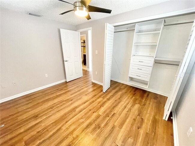 Building Photo - 813 S Fremont Ave