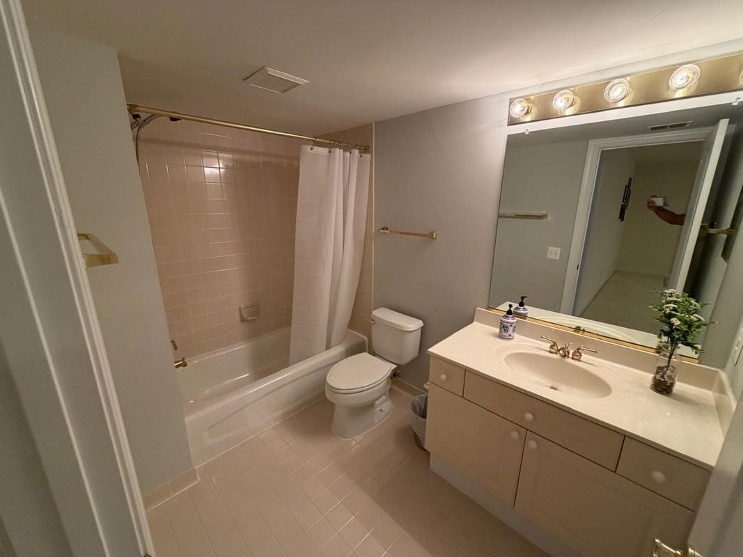 Building Photo - 20360 Stillhouse Branch Pl