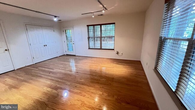 Building Photo - 4100 Flower Box Ct