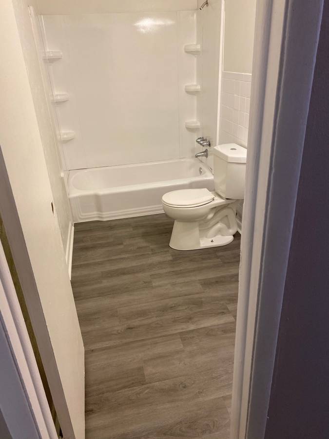 Building Photo - 7560 Mentor Ave