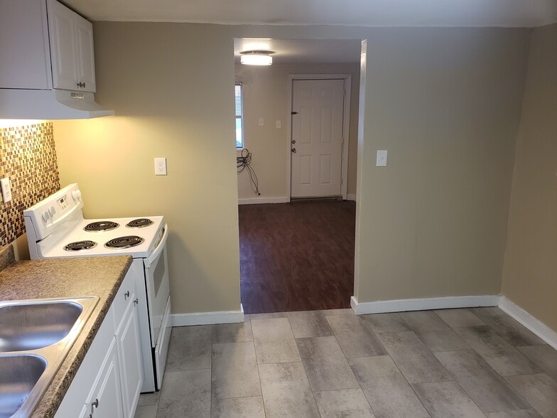 Kitchen facing living room - 43 Lissner Ave