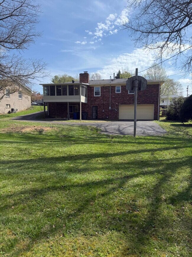 Building Photo - 3487 Ormond Cir