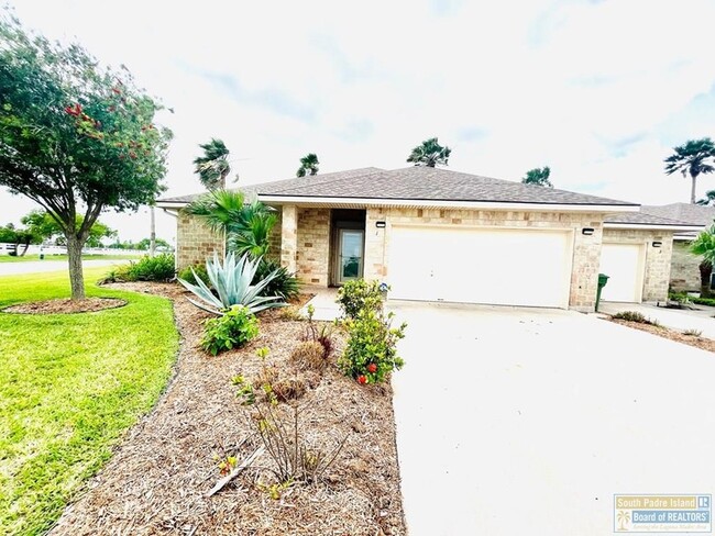 Building Photo - 1 Torrey Pines Dr