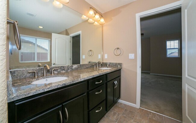 Building Photo - BEAUTIFUL HOME IN BANNING LEWIS RANCH!!!!!!