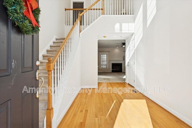 Building Photo - 103 Overlook Point