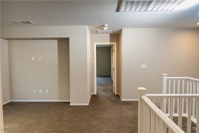 Building Photo - 10561 Sariah Skye Ave