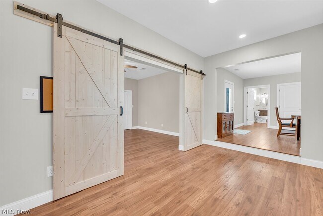 Building Photo - 1151 Bryce Ave