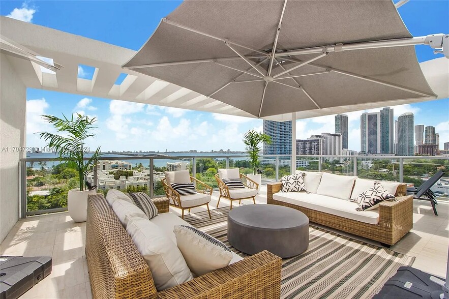 Building Photo - 3900 Biscayne Blvd