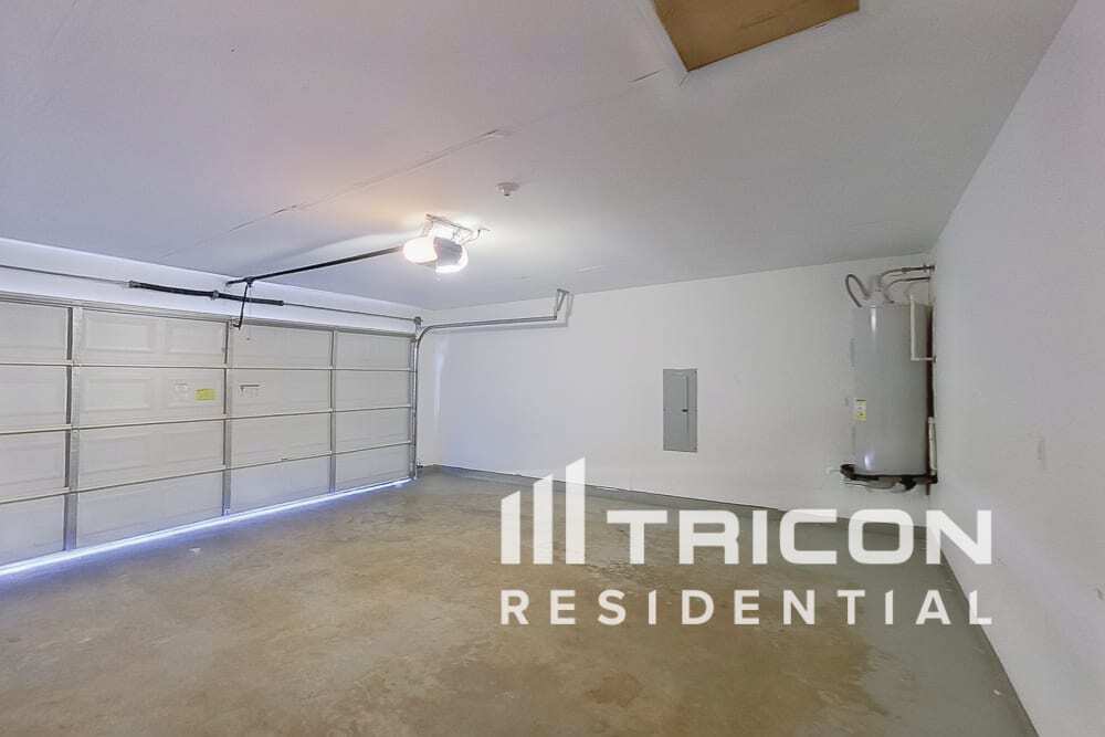 Building Photo - 232 Tulane Dr