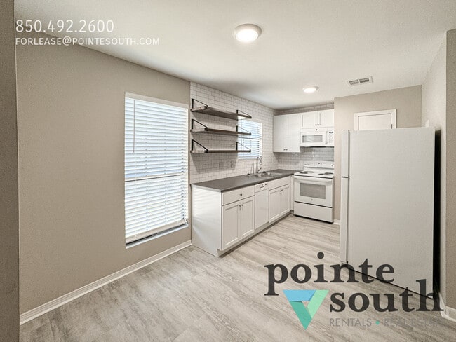 Building Photo - 6385 Schoel Ln