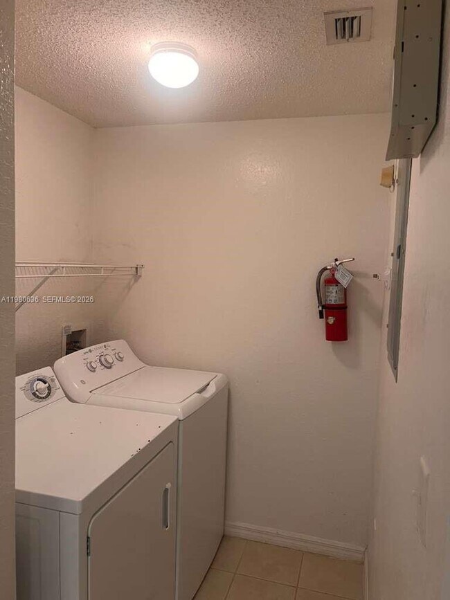 Building Photo - 2726 Anzio Ct