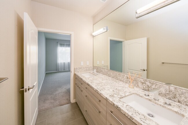 Building Photo - 880 Meridian Bay Ln